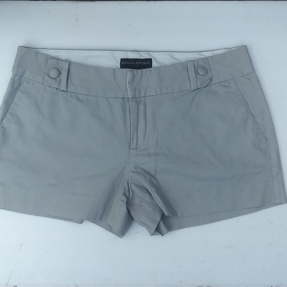 Banana Republic Light Gray Shorts Sz 8